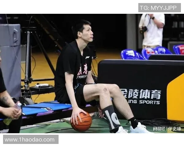 任骏飞领衔广东男篮奋勇拼搏助力球队争夺新赛季冠军荣耀