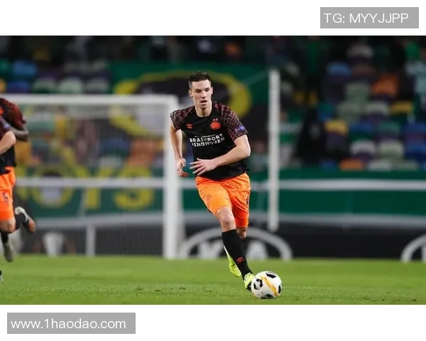 兹沃勒与埃因霍温的精彩对决结果揭晓,赛季走势分析与球员表现点评